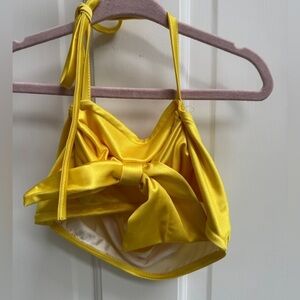 NWOT 4T Girls Yellow Bow Front Bathingsuit Top Bikini Swimsuit